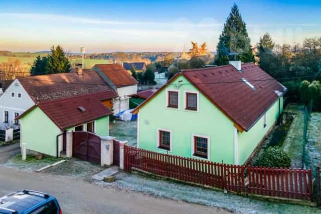 Rodinný dům Čečovice, Čečovice, okres Plzeň-jih