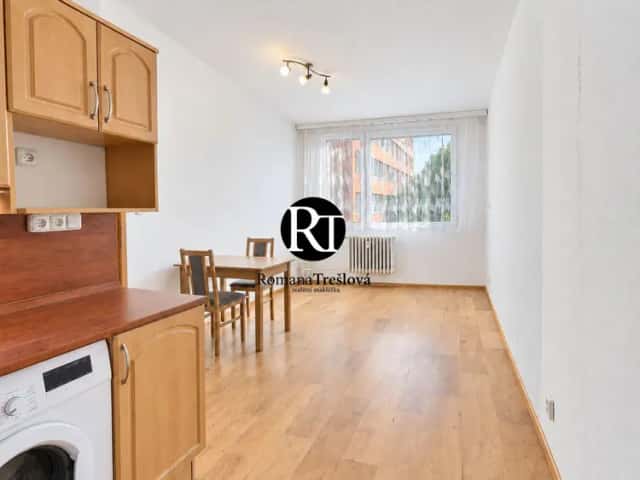 Prodej bytu 2+1 53 m2, Ostrov, Masarykova 1143, Ostrov, okres Karlovy Vary
