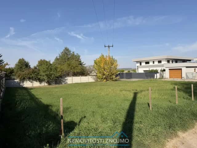 Pronájem pozemku, 600 m2, rovina, čtvercový tvar, k.ú. Nový Šaldorf u Znojma, Za Humny, Nový Šaldorf-Sedlešovice, okres Znojmo