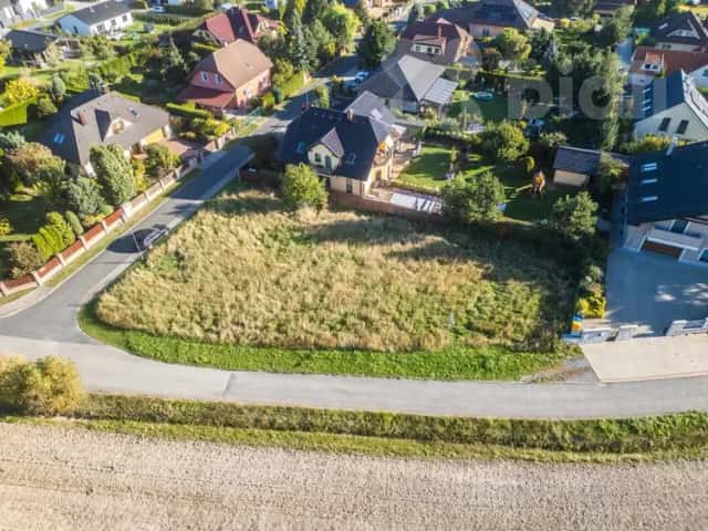 Prodej stavebního pozemku 936 m² Tehovec, Praha-východ, Tehovec, okres Praha-východ