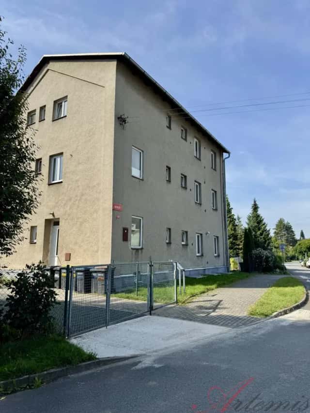 Prodej velkého bytu se zahradou, parkovacím stáním, Nádražní, Klimkovice, Nádražní, Klimkovice, okres Ostrava-město