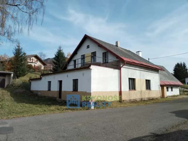 Prodej rodinného domu s kouzlem venkova a obrovským potenciálem: Bernartice u Trutnova, Bernartice, okres Trutnov