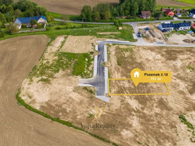 Prodej, Pozemek pro bydlení č. 10, 751 m2, Komárov, Komárov, okres Olomouc