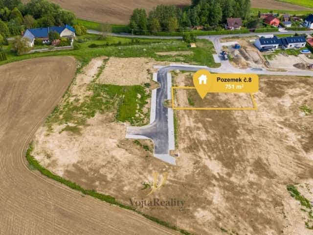 Prodej, Pozemek pro bydlení č. 8, 751 m2, Komárov, Komárov, okres Olomouc