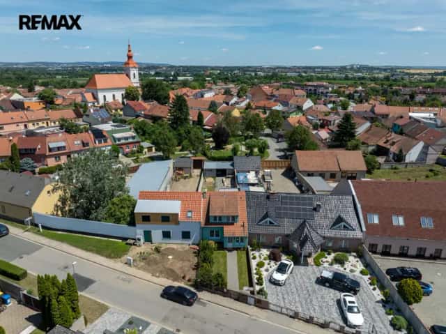 Rodinný dům 8+2 se dvěma samostatnými vstupy v jedné z nejžádanějších lokalit u Brna – Modřice, Hybešova, Modřice, okres Brno-venkov