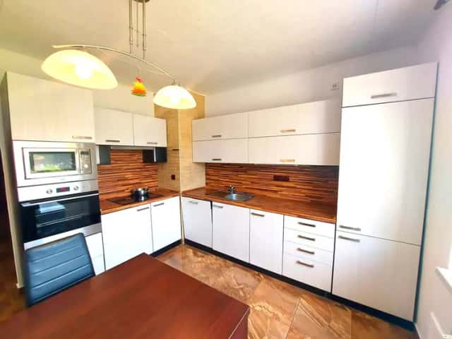 Pronájem bytu 2+1 s balkonem, Budovatelů, Nové Město na Moravě, Nové Město na Moravě, okres Žďár nad Sázavou