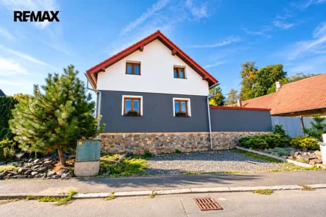 Prodej rodinného domu 250 m2, zahrada 743 m2 Pustějov, Pustějov, okres Nový Jičín