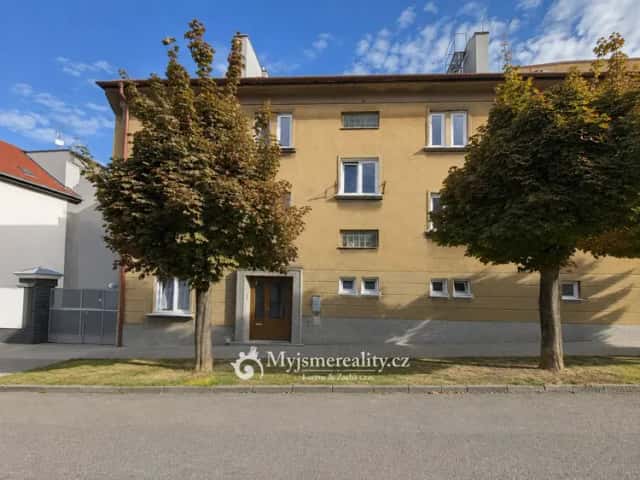 Prodej bytu 2+1 56 m2 + velký sklep, Znojmo - ulice Hálkova, Hálkova, Znojmo