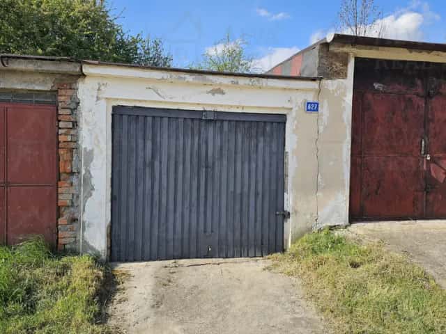 Pronájem garáže 19 m2 Šlapanice, ul. Dlouhá, volná od 1.11.2026., Dlouhá, Šlapanice, okres Brno-venkov