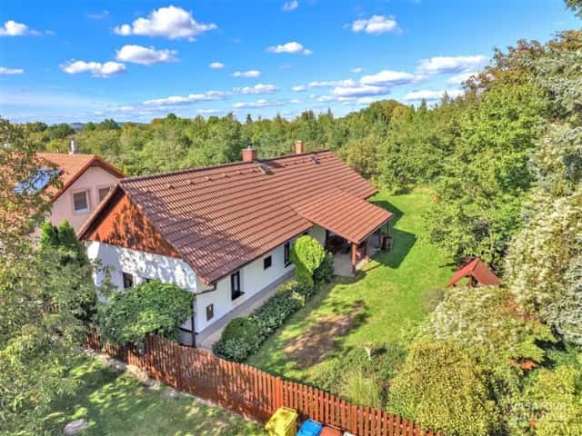 Klidné bydlení nedaleko Kolína s dobrou dostupností na D11, Ohaře, okres Kolín