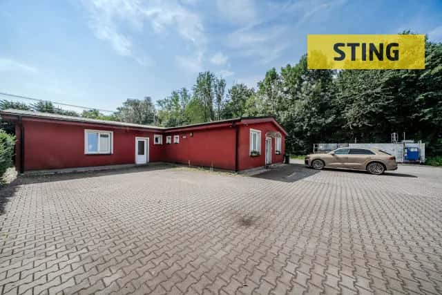 Komerční budova s apartmánem v Třinci, části Borek, Třinec, okres Frýdek-Místek