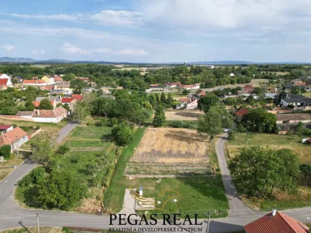 Prodej stavebního pozemku 1018 m2, Litobratřice, Litobratřice, okres Znojmo
