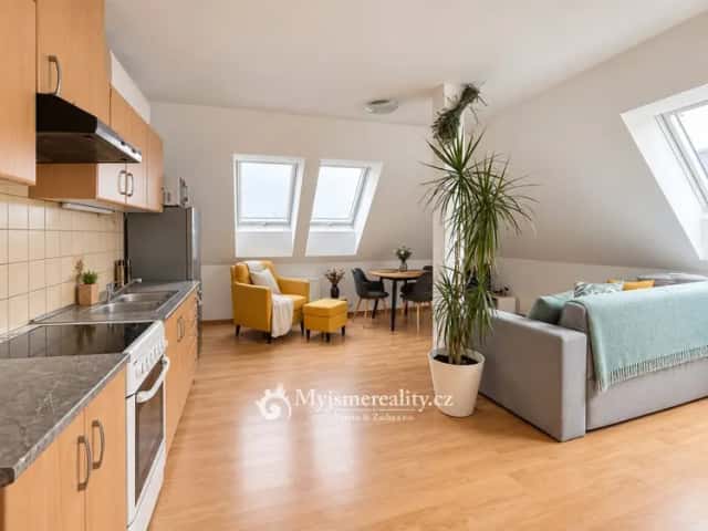 Prodej bytu 2+kk 55 m2, Znojmo - Oblekovice, Oblekovická 443/4, Znojmo