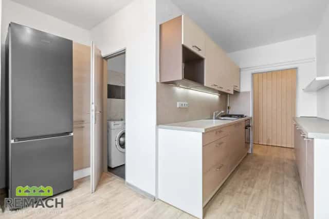 Pronájem, byt 2+1, balkon, 51 m2, Uherské Hradiště, Louky 477, Uherské Hradiště