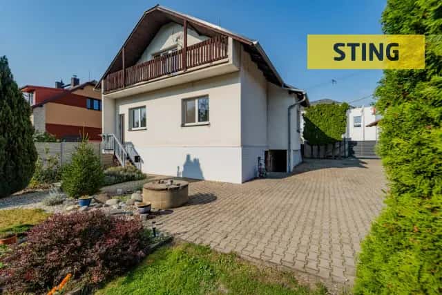 Rodinný dům se zahradou v Komárově u Opavy, Opava