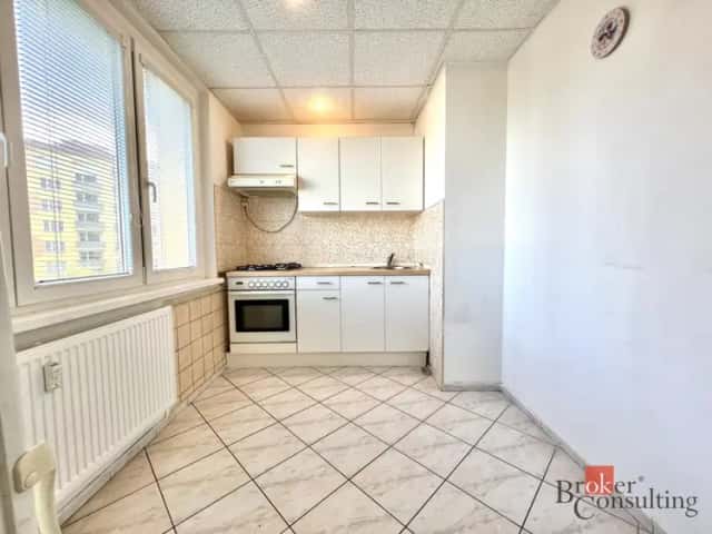 Prodej bytu 2+1 52 m2, Chomutov, Pod Břízami 5236, Chomutov