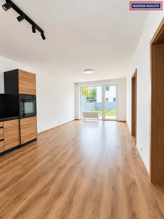 Prodej bytu 2+kk 71,7 m2 s terasou, Vyškov - Letní pole, Sídliště Osvobození, Vyškov