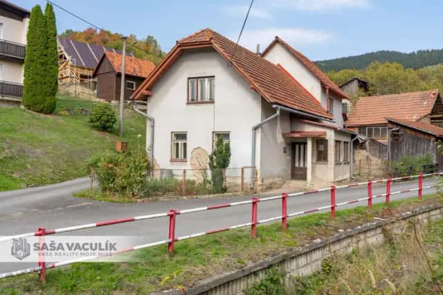 Prodej, Dům k rekonstrukci, Lužná - okr. Vsetín, Lužná, okres Vsetín