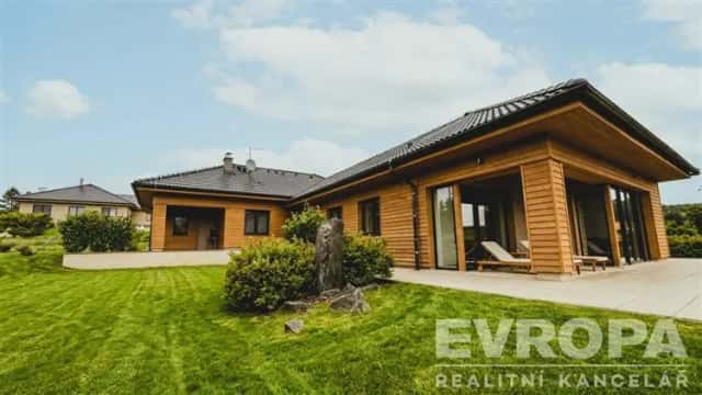Novostavba dvojdomu 230 m2, pozemek 1262 m2 - Nebřich u Slapské přehrady, Neveklov, okres Benešov