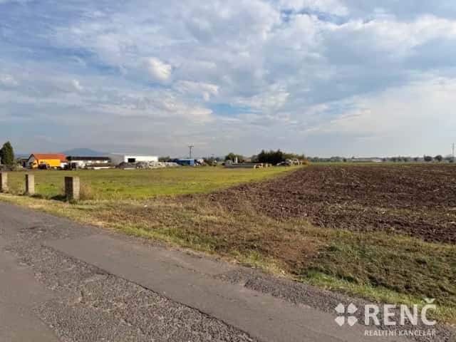 Prodej pozemku 5 323 m2 s územní studií – Nové Kopisty, Terezín, Terezín, okres Litoměřice