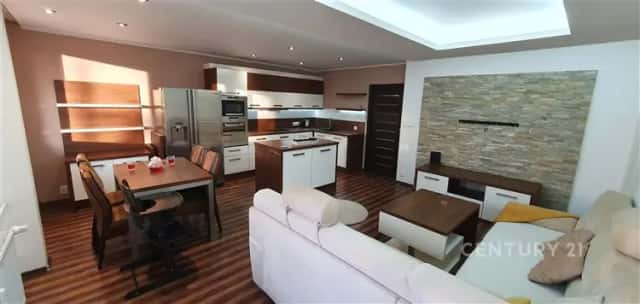 Krásný tichý světlý byt 3+kk s lodžií, Nevanova, Praha 6