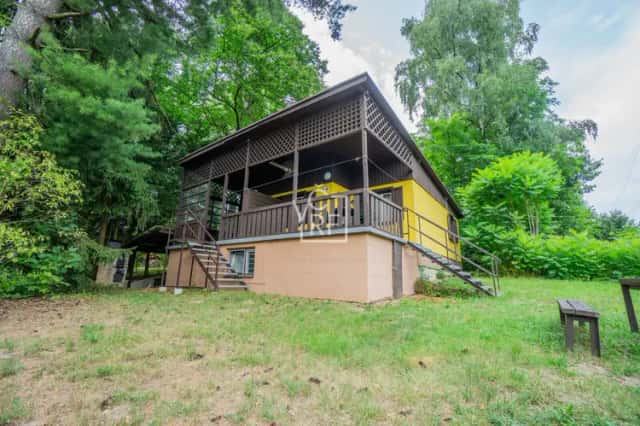 Velká rekreační chata s dvěma apartmány 2+kk u Sečské přehrady, okr. Chrudim, Seč, okres Chrudim
