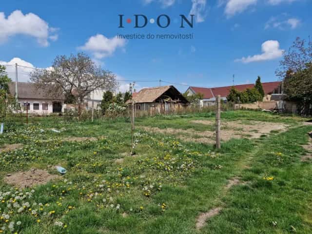 Prodej pozemku Micmanice, zahrada, 971 m2, Strachotice, okres Znojmo