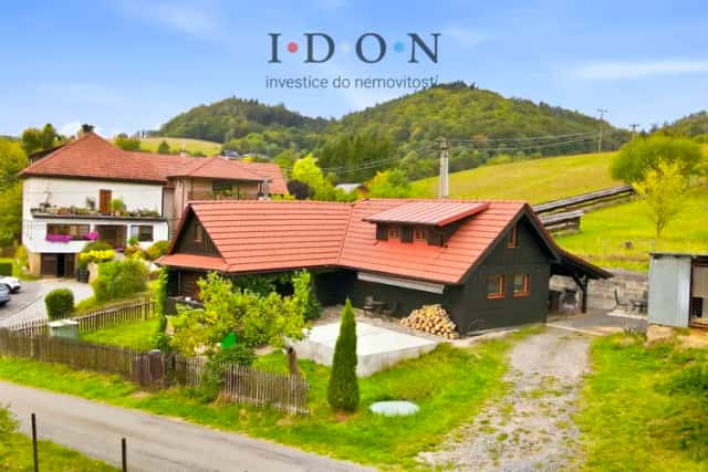 Kouzlo valašské dřevěnice s moderním komfortem v srdci přírody, Oznice, okres Vsetín