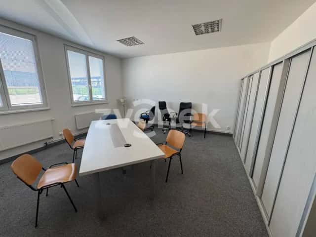 Pronájem komerčního areálu cca 1 920 m2 s administrativním zázemím – Otrokovice, Napajedelská, Otrokovice, okres Zlín