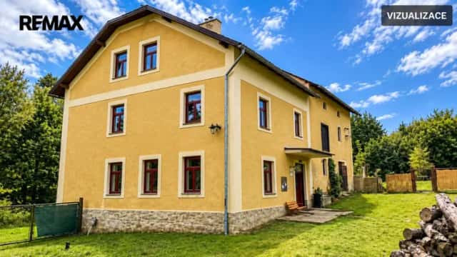 Prodej rozsáhlého areálu s rodinným domem, bývalým mlýnem a stodolou v Nové Cerekvi, Nová Cerekev, okres Pelhřimov