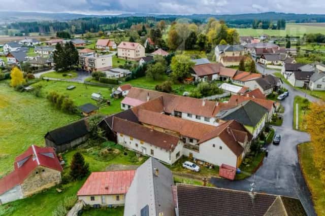 Prodej vesnické usedlosti v Černově, Černov, okres Pelhřimov