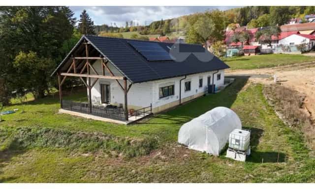 Exkluzivní prodej rodinného domu 4+kk s možností rozšíření, pozemek 1030 m2, Starec, Kdyně, okres Domažlice