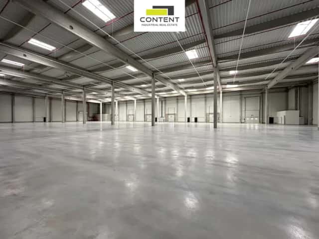 Pronájem skladu, výrobních prostor 2.451 m2, Praha 10 - Hostivař, K pérovně, Praha