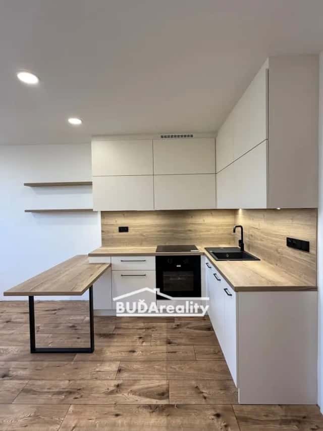 Prodej bytu 2+kk 58 m2, Otrokovice, moderně řešený s balkonem, J. Jabůrkové 1427, Otrokovice, okres Zlín