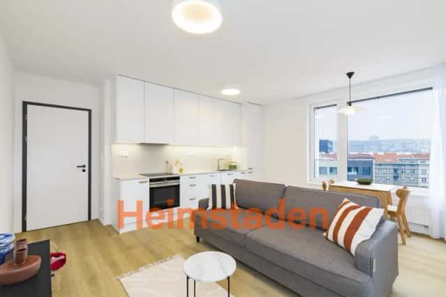 Pronájem bytu 2+kk 55 m2, Praha - Holešovice, U Pergamenky 1640/11a, Praha