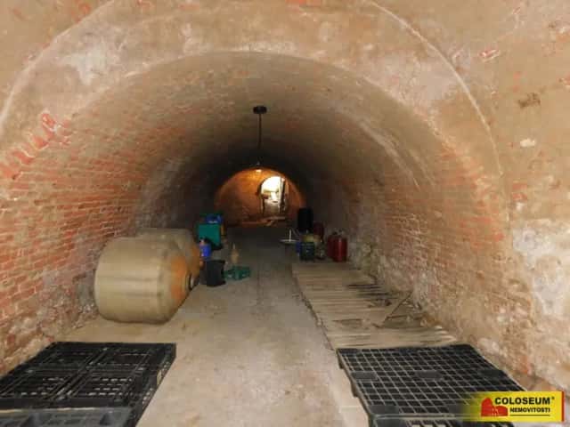 Miroslav, sklep 89 m2 - vinný sklep, Miroslav, okres Znojmo