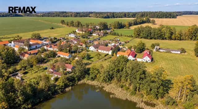Pozemek 1533 m2 v klidné jihočeské vesnici Sobětice u Žimutic, Žimutice, okres České Budějovice