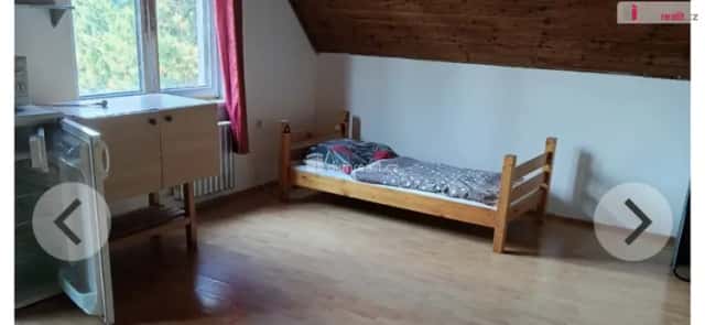 Pronájem lůžka v pokoji 30 m2, Praha 10 Uhřiněves, Soumarská, Praha