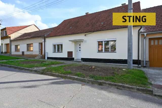 PRODEJ RODINNÉHO DOMU 5+1, MORAVSKÝ KRUMLOV, RAKŠICE, Moravský Krumlov, okres Znojmo