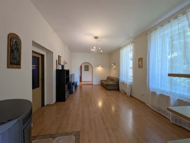 Prodej domu 6+kk 320 m², náměstí Kněžny Ludmily, Tetín – Tetín u Berouna, okres Beroun