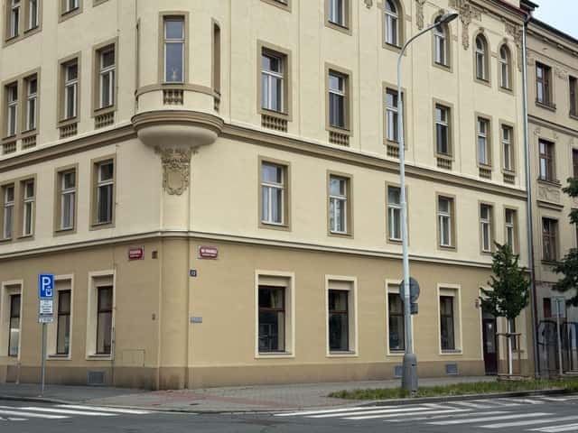 Prodej komerčního prostoru 292 m², Tusarova, Praha 7 – Holešovice
