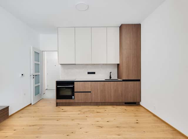 Pronájem bytu 1+kk 30 m², Pod Drinopolem, Praha 6 – Břevnov