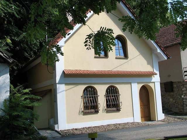 Pronájem objektu, Strachotín, okres Břeclav