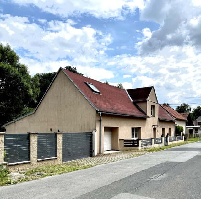Prodej domu 6+kk 222 m², Pertoltice pod Ralskem, okres Česká Lípa