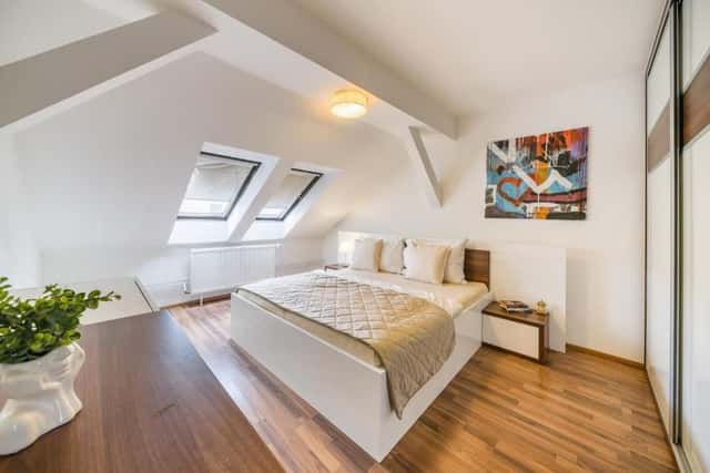Pronájem bytu 3+1 124 m², Vlhká, Brno – Trnitá, okres Brno-město