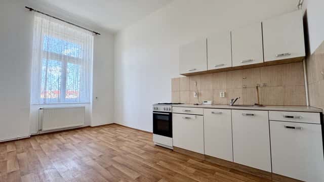 Pronájem bytu 2+kk 42 m², Heydukova, Praha – Libeň