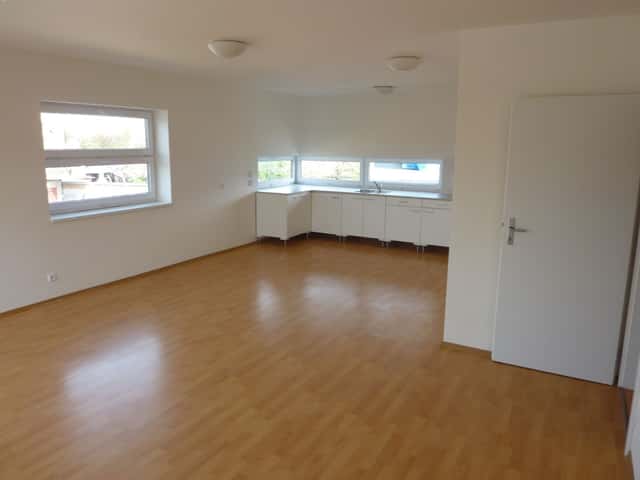 Pronájem bytu 2+kk 100 m², Nádražní, Vlašim, okres Benešov