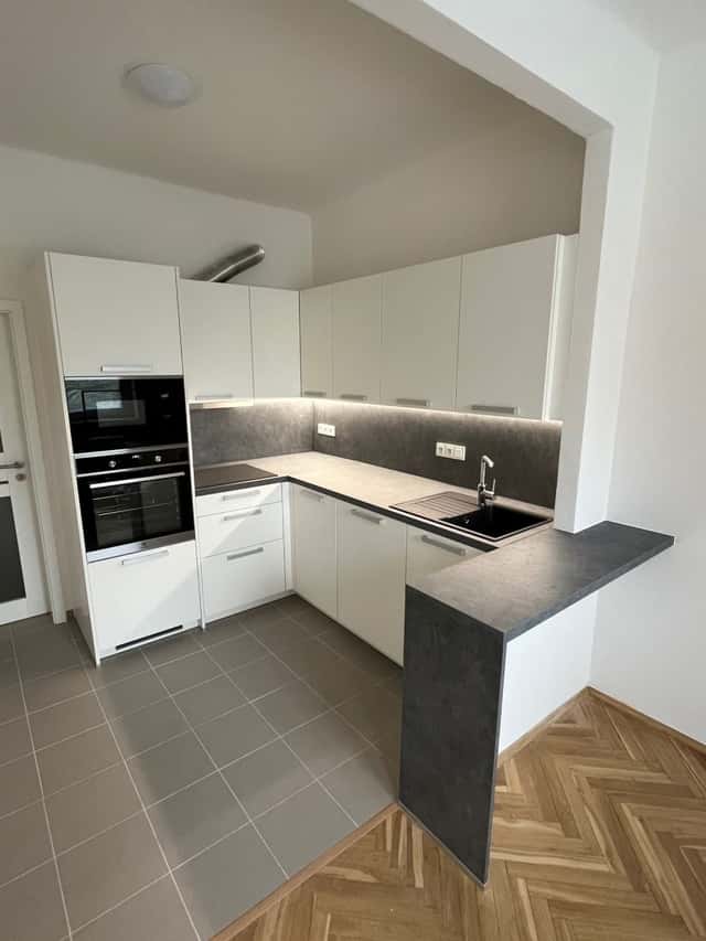 Pronájem bytu 2+1 67 m², Patočkova, Praha 6 – Střešovice