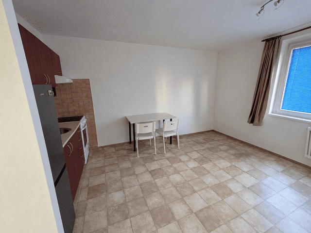 Pronájem bytu 1+kk 30 m², Velkopavlovická, Brno – Brno-Židenice, okres Brno-město