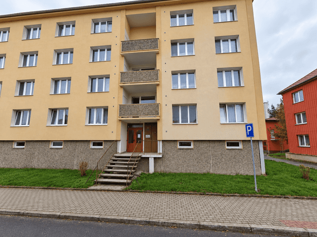 Pronájem bytu 3+1 64 m², Dělnická, Karlovy Vary – Rybáře